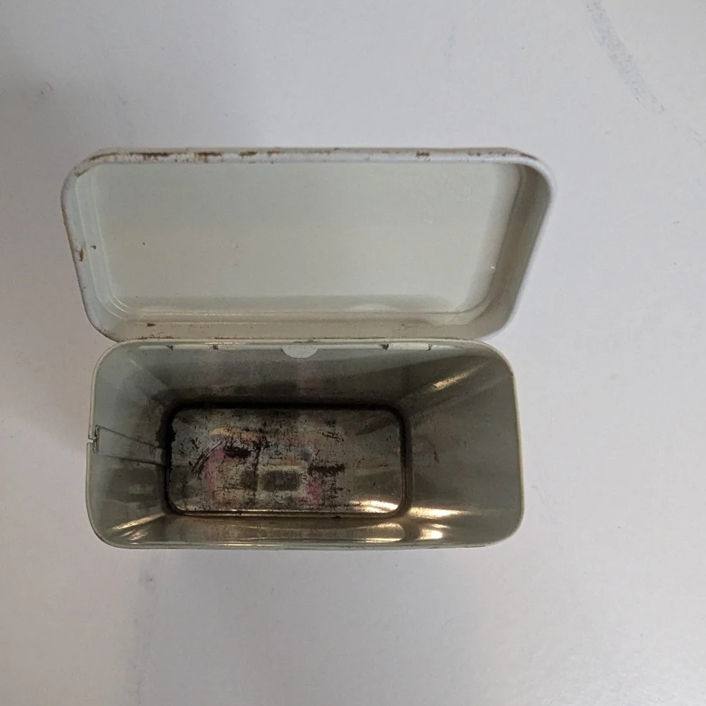 Vintage Johnson & Johnson Correctable Metal 1950's-60's Bandaid Tin